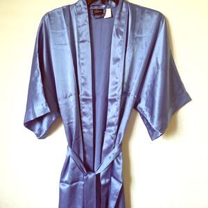 Silky Blue Women’s Frederick's of Hollywood Size Medium Robe